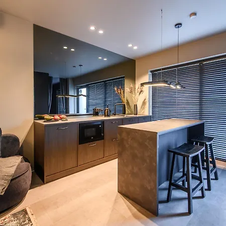 Jacuzzi Cinema Japandi 2 *