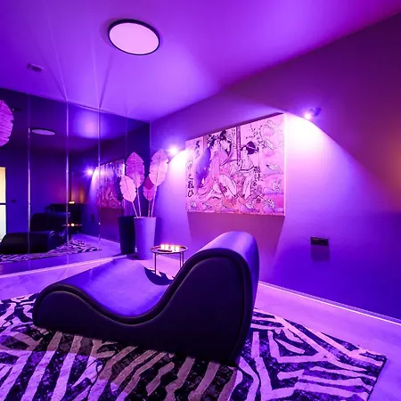 Jacuzzi Cinema Japandi 2 * 카우나스