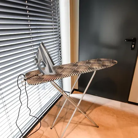 Jacuzzi Cinema Japandi 2