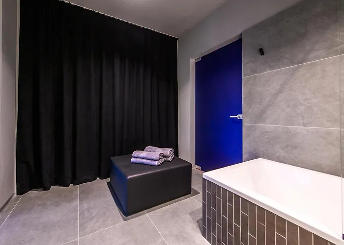 Jacuzzi Cinema Japandi 2 Апартаменты